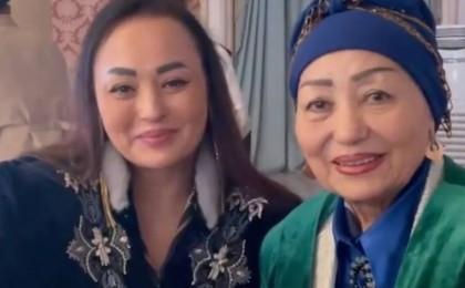 “Анам осылай ауыра бастады” - Ауруханада анасының жанынан табылмаған Құралай Нұрқаділова күтпеген мәлімдеме жасады