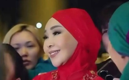 «Қазақтың жауы қазақ»: Айнұр Тұрсынбаева хейтерлеріне жауап берді