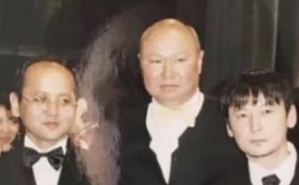 «Ақталғаным емес»: Қыдырәлі Болманов өзінің Әблязовпен түскен суретіне қатысты пікір білдірді