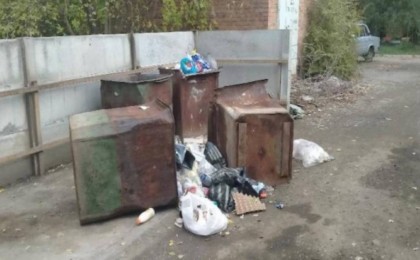 Өскеменде қоқыс жәшігінен өлі әйелдің денесі табылды