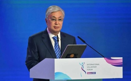 Тоқаев Олжас Сүлейменов, Асанәлі Әшімов және Бибігүл Төлегеноваға стипендия тағайындады