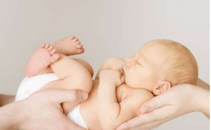 БҚО-да әйел адам баласын сатып жіберді деген күдікке ілінді