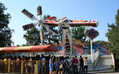 Шымкентте аттракционда ер адам қайтыс болды (Видео)