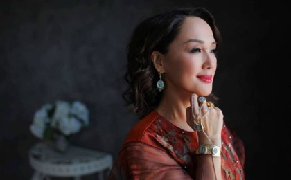 Ләйлә Сұлтанқызы: Бала күнімде тесік аяқ киім ішінен пакет киіп мектепке баратынмын