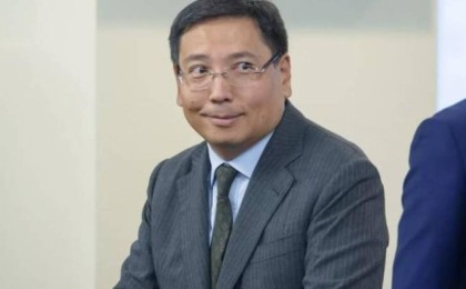 “Барлық әкімдіктер солай жасайды": Досаевтың өзі туралы теріс пікір жазғандарды анықтау үшін қаржы бөлгені рас па?