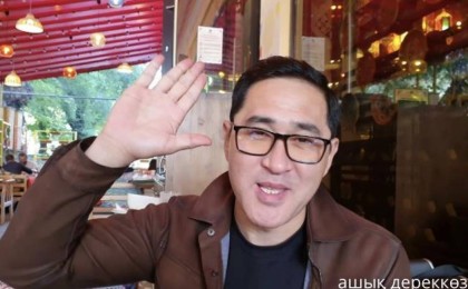 Сатирик Мұхтар Шерім актер Нұржан Төлендиевті ұрыға теңеді