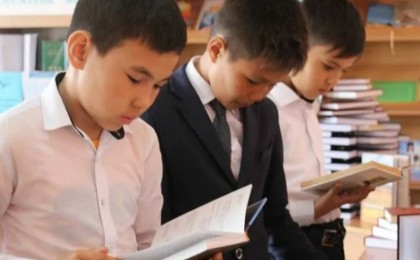 Тоқаевтың баспасөз хатшысы 18 жасқа дейін балалардың есепшотында шамамен қанша қаржы жиналатынын айтты