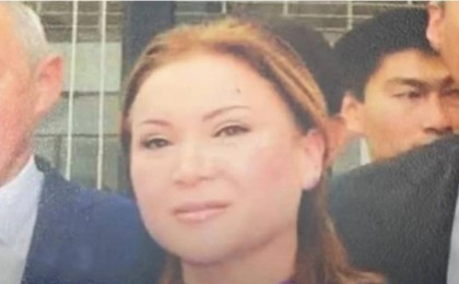 Сот Қайрат Сатыбалдының бұрынғы әйелі Гүлмира Сатыбалдыға қатысты жаңа шешім шығарды