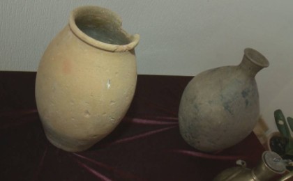 Тараздық тұрғын күміс тиынға толы құмыра тауып алды (Видео)