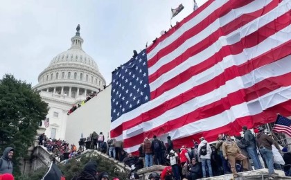 «Жеңілдіктер жойылады»: елшілік АҚШ-тағы қазақстандықтарға үндеу жасады