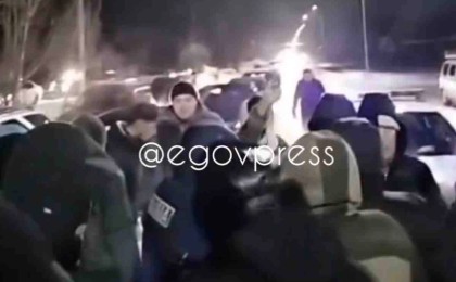 Үш күн жарықсыз отырған Алматы облысының тұрғындары жаппай наразылыққа шықты