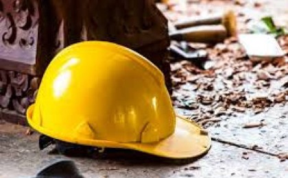 Атырауда жұмысшылар 5-қабаттан құлап кеткен