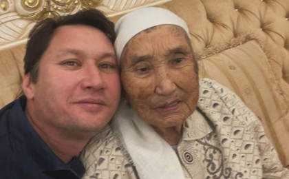 Азамат Сатыбалдының анасы дүниеден өтті