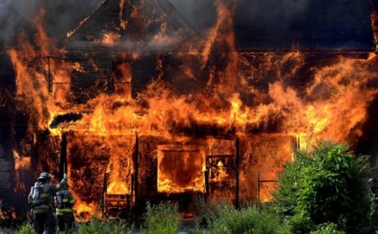 Омбыда әскери комиссариатты өртеген Қазақстан азаматтары ұсталды