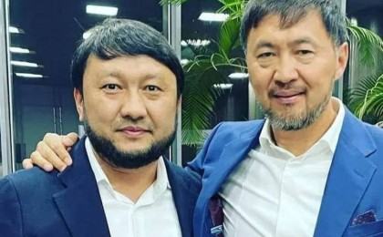 Қайрат ағамен түскен сапасыз суреттерді ап тастадым – Мұхамеджан Тазабек