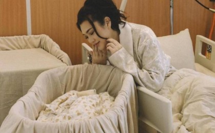 "Бес жұлдызды қонақүйде жатқандай болдық": Ерке Есмахан перзентханаға қанша ақша төледі?