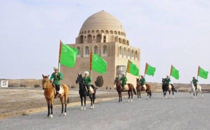 Түркіменстанда орысша сөйлеуге тыйым салынды