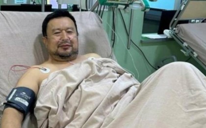 "Соямыз деді". Танымал актер Сәбит Әбдіхалықов дертке шалдыққанын мәлім етті