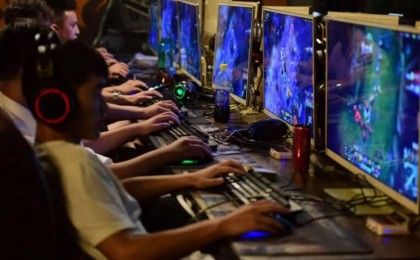 Қытай билігі балаларға компьютер ойындарын ойнауға шектеу қойды