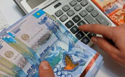 «Жыламсырайтын жағдайға жеттік» - депутат ең төменгі күнкөріс мөлшерін өсіруді ұсынды