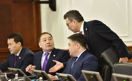 «Жұмыс жоқ, анау жоқ» деген азаматтардың білімі жоқ – Ералы Тоғжанов