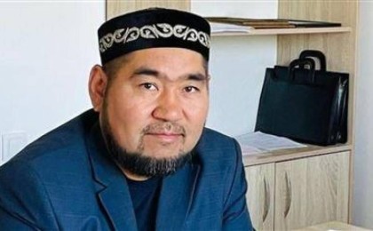 "Квартирада жүрмін": Балғынбек Имаш "Аманат хоум"-ға алданған халықтың ақшасын қайтару үшін үйі мен көлігін сатқанын айтты