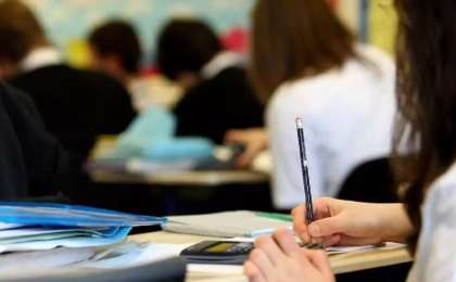 Полиция Nazarbayev University-де зорлау жағдайлары болғанын айтқан бойжеткеннің бейнеүндеуін тексеруде