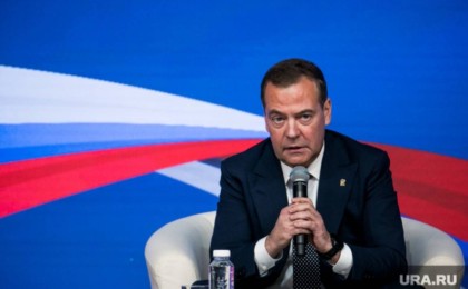 "Жалған және манипуляция" - фактчекерлер Медведевтің Қазақстан туралы парақшасындағы жазбаны талқылады