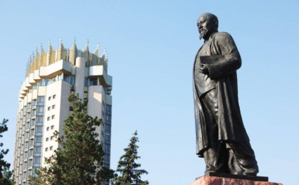 Нужно ли поменять название Алматы?