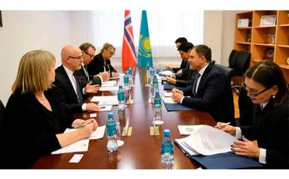 哈萨克斯坦-挪威外交部磋商会议在首都举行