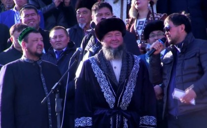 Смановтар мен Қайрат Сатыбалдының қандай байланысы бар?