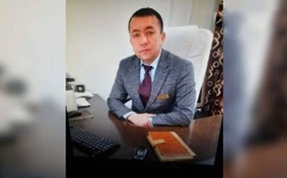 Алматы облысында директор мұғалімдерден ақша жинап, еден жуғызған