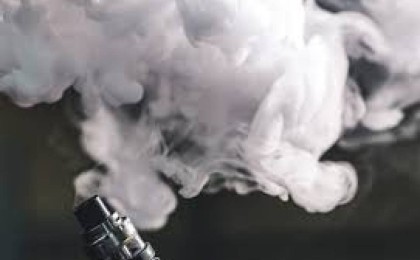 Мектеп оқушысы вейп шегіп, қайтыс болды