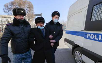 Ақтөбеде полиция наразылардың жиналуына мүмкіндік бермеді. Шымкентте де бірнеше адам ұсталды