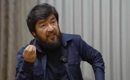 "Сақалын, балағын, жүрегін қабыл қылсын": Бекболат Тілеухан салафизм ағымы туралы сөз қозғады