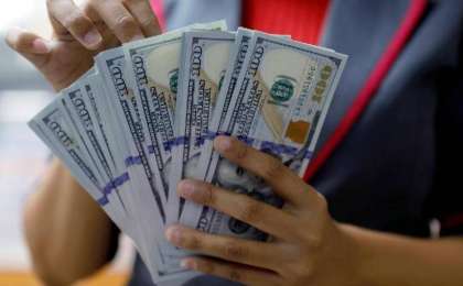 今日美元兑坚戈终盘汇率1:388.90