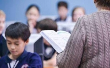 Ұстаздар заңсыз алып келген үстемеақыларын кері қайтарады