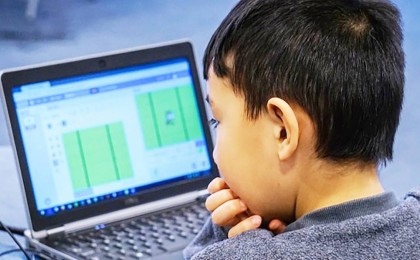 Мемлекет басшысы қашықтан оқу туралы заңға қол қойды