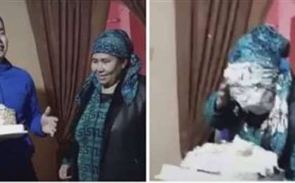 Үлкен кісінің бетіне торт жапсырған бала жұрттан сөз естіді (видео)