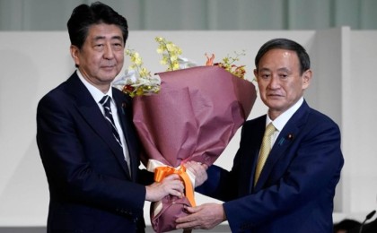 Жапонияның басқарушы партиясы кеткен Абэнің орнына жаңа басшыны таңдады