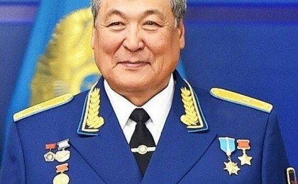 Коронавируспен ауырған Тоқтар Әубәкіровтің жағдайы туралы жанашырлары дабыл қағуда