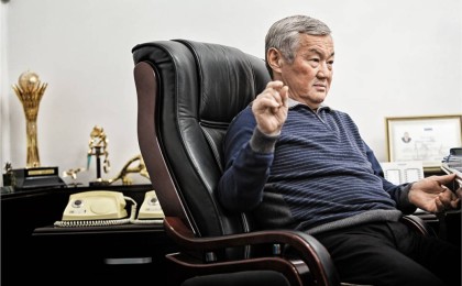 «Кітап жазамын»: Зейнетке шыққан Бердібек Сапарбаев немен айналысып жүргенін айтты