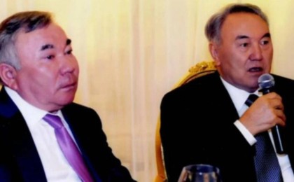 "Ол көп азап шекті": Нұрсұлтан Назарбаев інісін соңғы сапарға шығарып салу рәсімінде сөз сөйледі