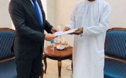 哈萨克斯坦大使会见阿曼外交部代表