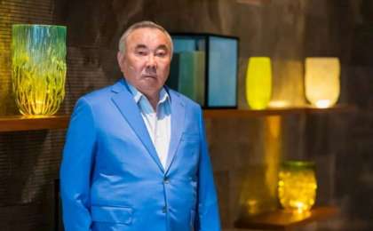 Механиктен ірі активтердің иесіне дейін: Экс-президенттің інісі Болат Назарбаев туралы не білеміз
