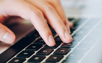 Zoom-да өтіп жатқан онлайн сабақ кезінде мұғалім қайтыс болды