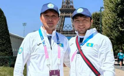 "4 айға Англияға кетіп бара жатыр": Елдос Сметовтің бапкері шәкіртінің алдағы жоспары туралы айтты