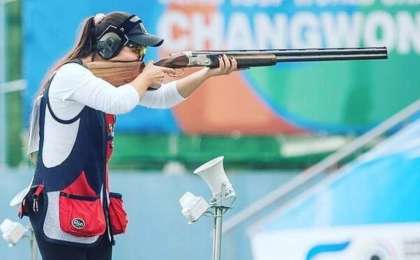 哈萨克斯坦选手在射击亚锦赛中获得银牌