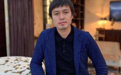 Ердос Қанаев: 50 жасымда шашым ағарып, бетім әжім болып сахнада жүргім келмейді