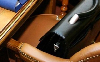 Шенеуніктер саны 25 пайызға қысқарсын - Тоқаев